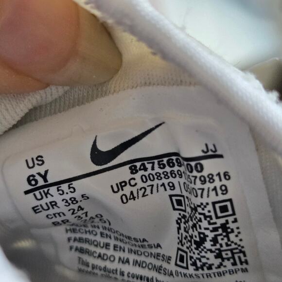 Nike Air Huarache Run Triple White – Size 6Y / Women’s 7.5 – 847569-100 - Picture 2 of 5